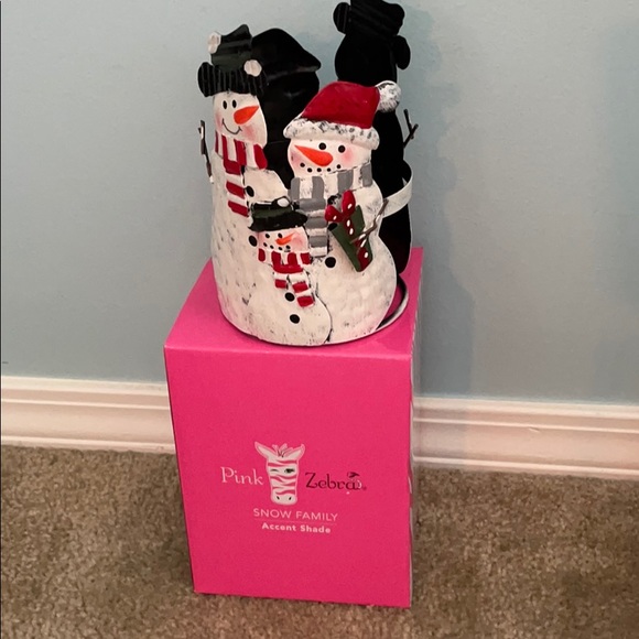 PINK ZEBRA Snow Family Accent Shade ONLY.